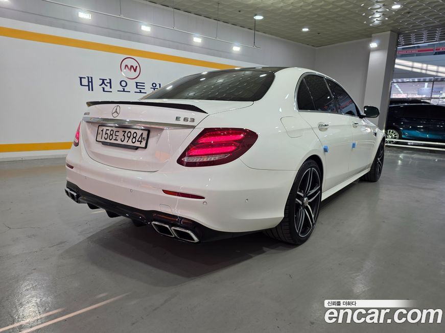 Mercedes-Benz E-Class 2019