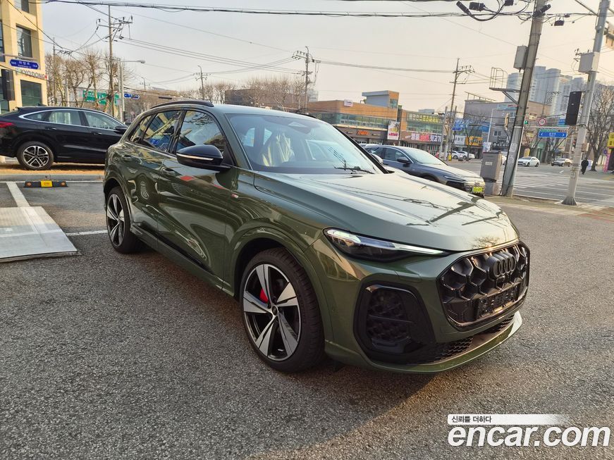 Audi Q5 2025