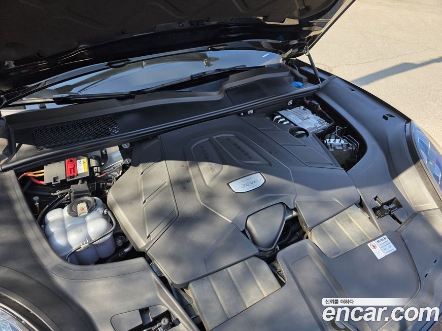 Porsche Cayenne 2020