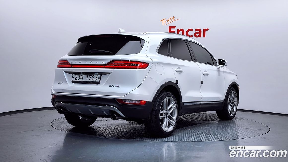 Lincoln MKC 2015