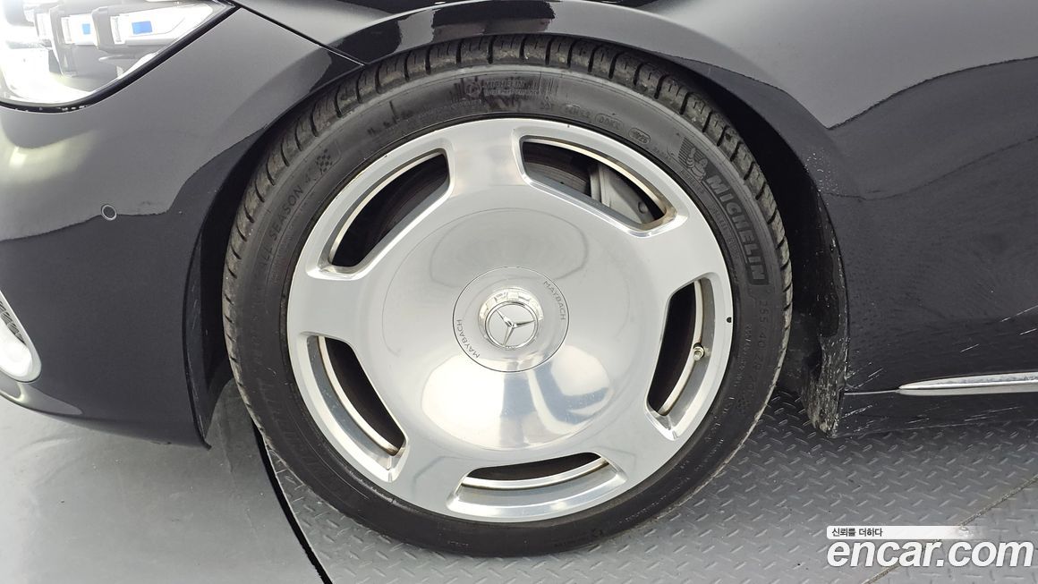 Mercedes-Benz S-Class 2022