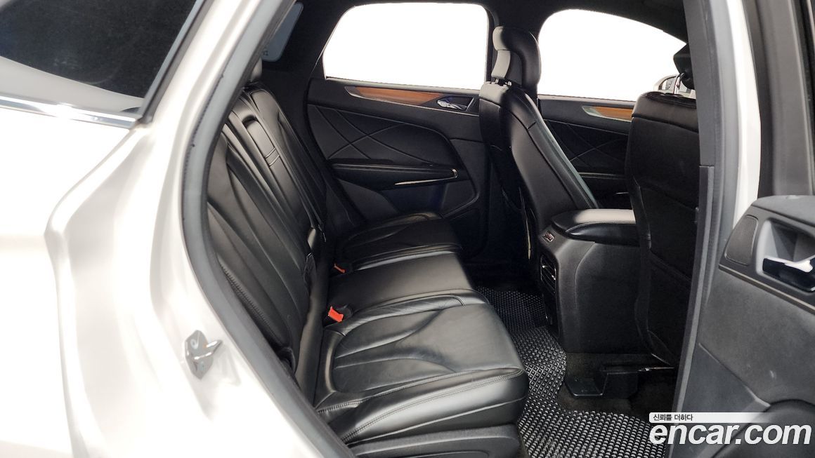 Lincoln MKC 2015