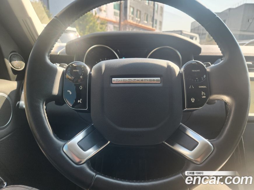 Land Rover Discovery 2019