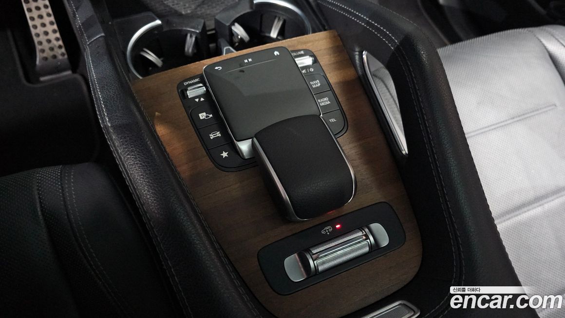 Mercedes-Benz GLE-Class 2021