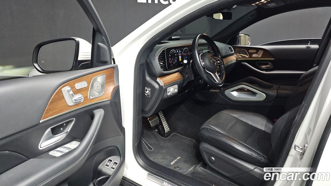 Mercedes-Benz GLE-Class 2021