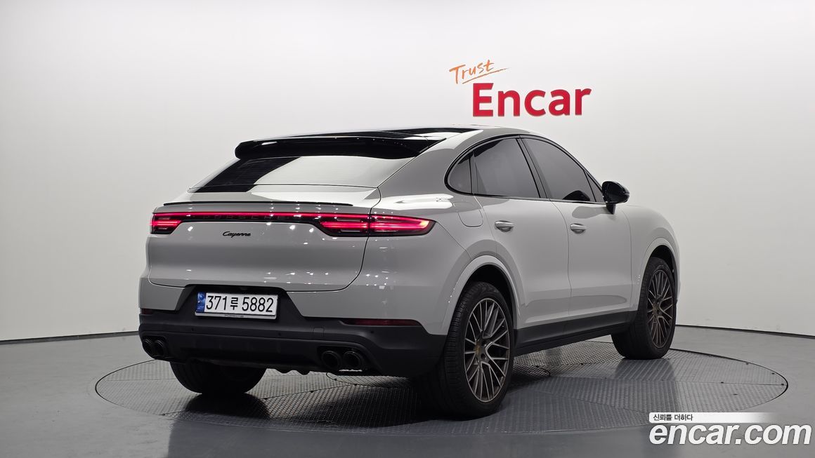 Porsche Cayenne 2023