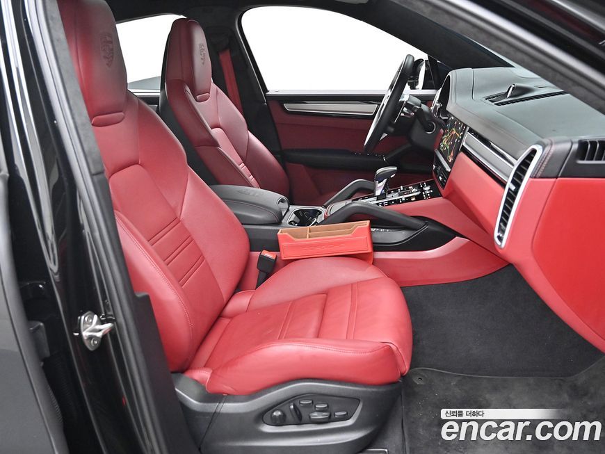 Porsche Cayenne 2023