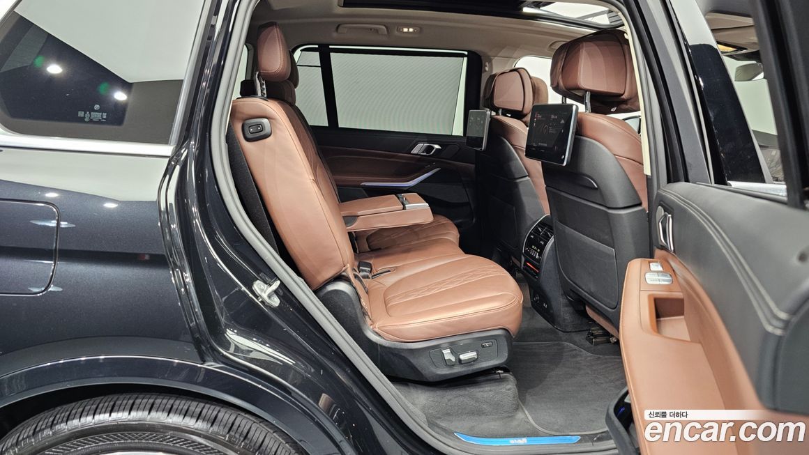 BMW X7 2022