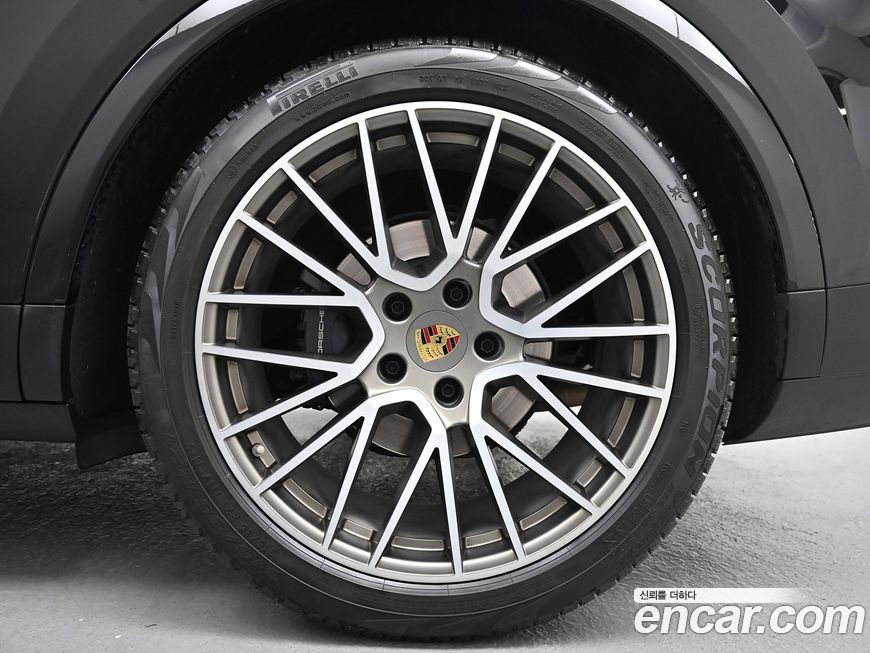 Porsche Cayenne 2023