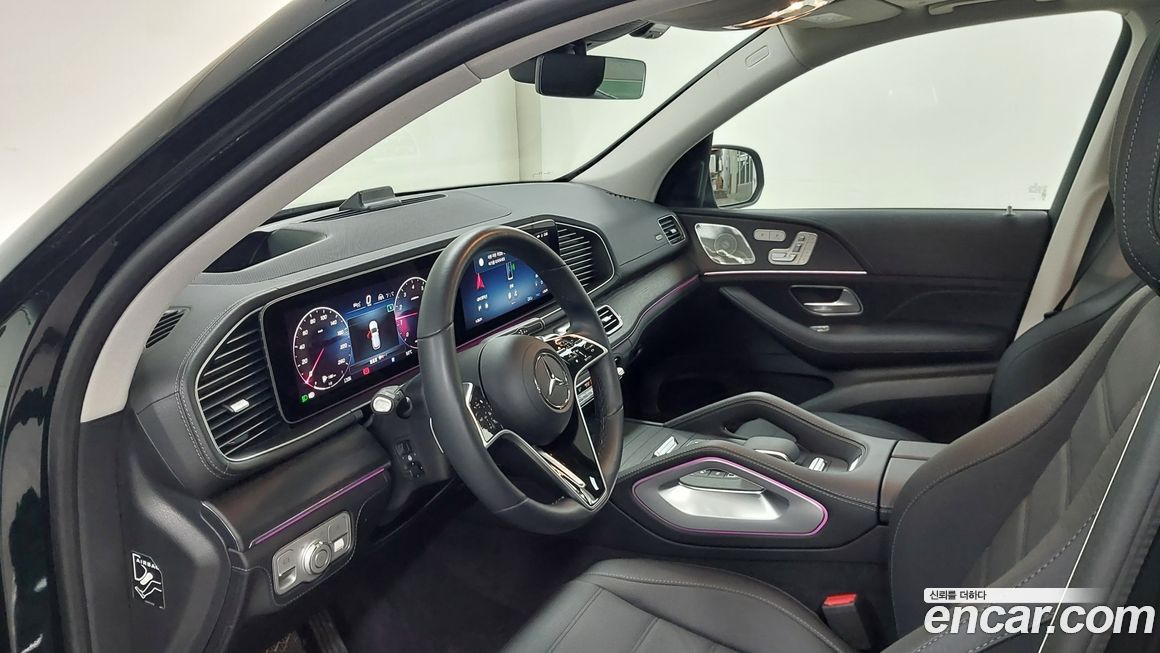 Mercedes-Benz GLE-Class 2025