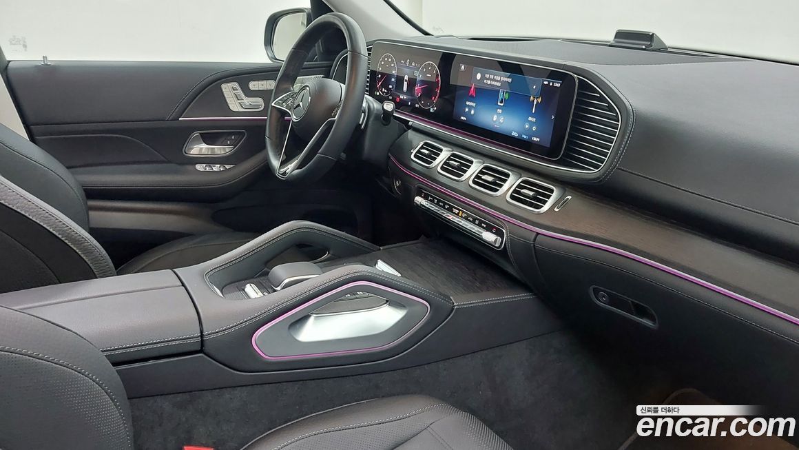 Mercedes-Benz GLE-Class 2025