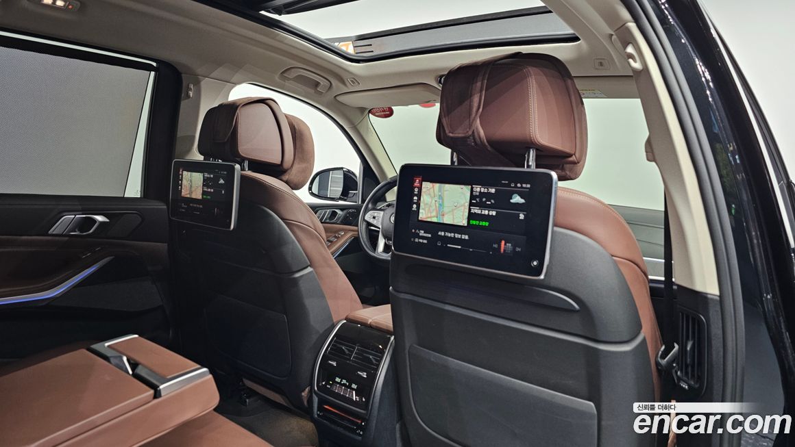 BMW X7 2022