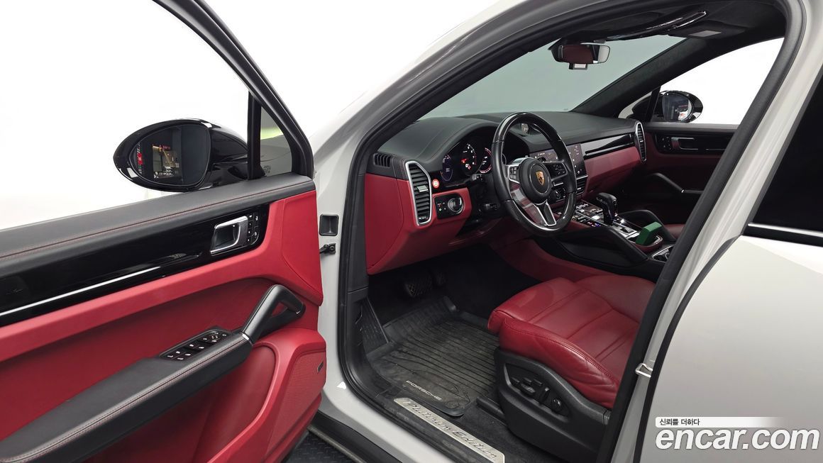 Porsche Cayenne 2023