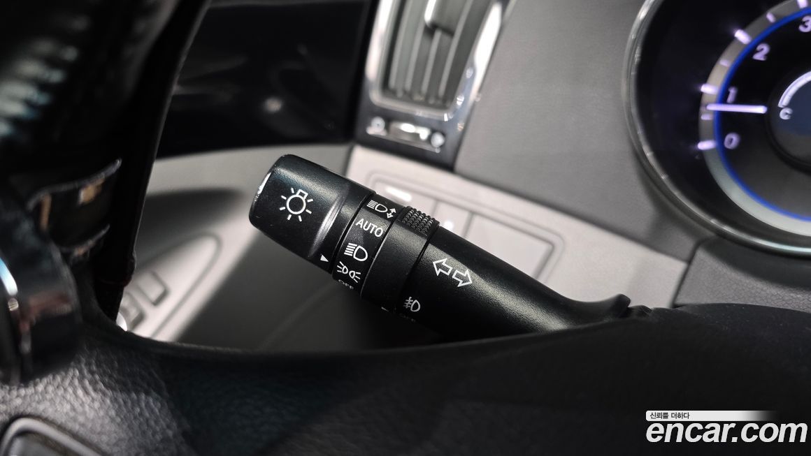 Hyundai Sonata 2010