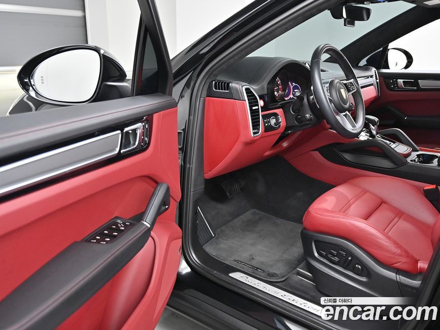 Porsche Cayenne 2023