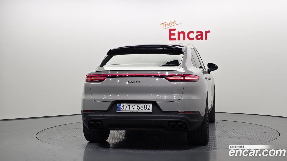 Porsche Cayenne 2023