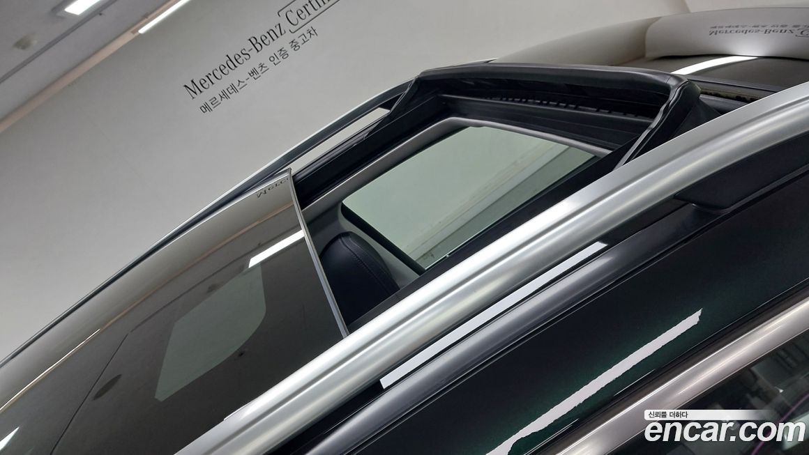 Mercedes-Benz GLE-Class 2025