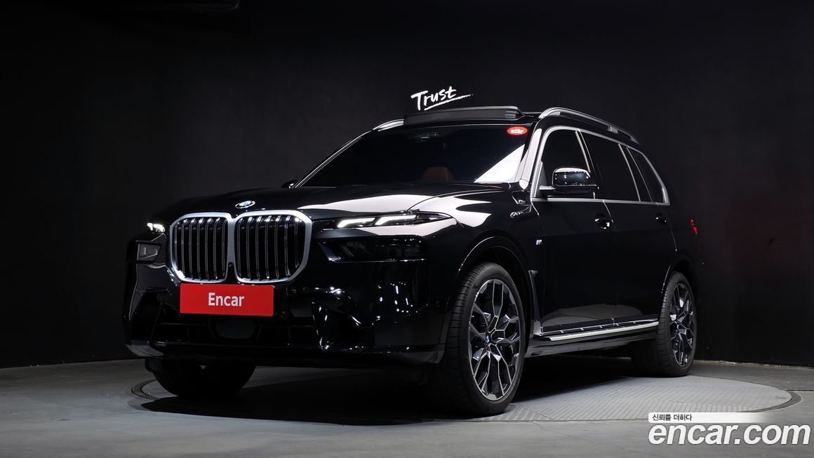 BMW X7 2025