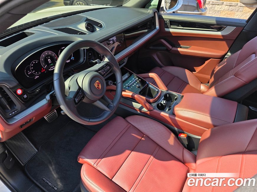 Porsche Cayenne 2025