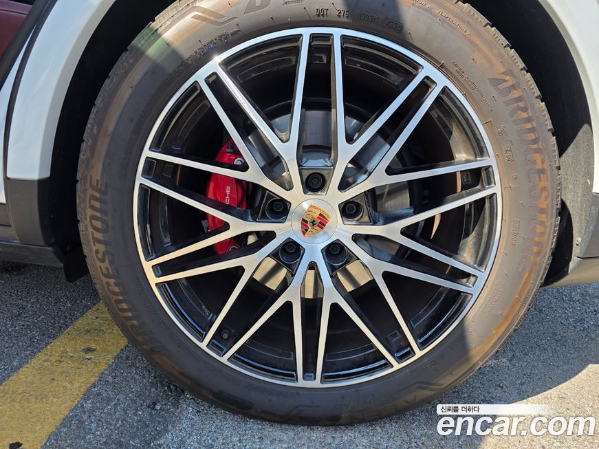 Porsche Cayenne 2025