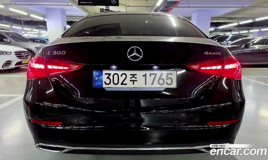 Mercedes-Benz C-Class 2024