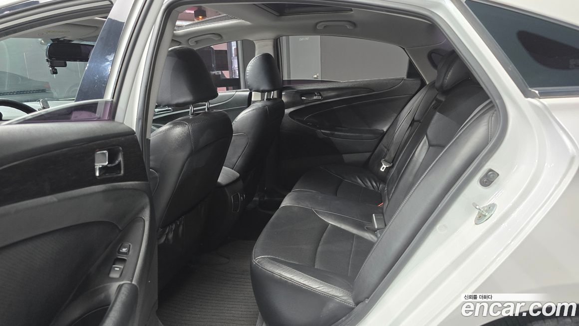 Hyundai Sonata 2013