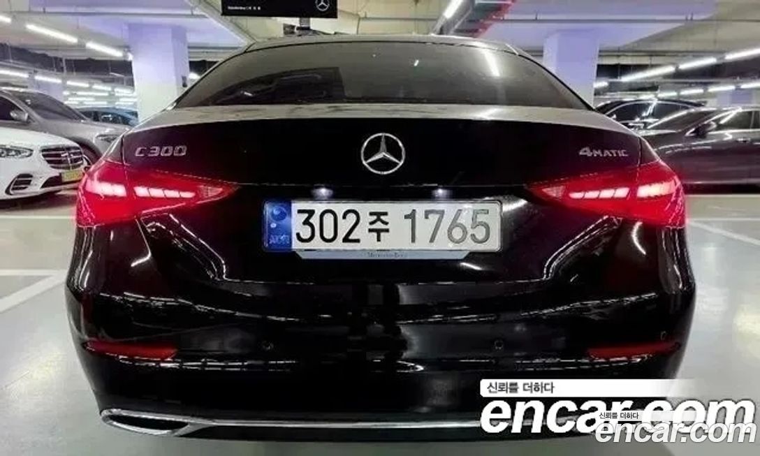 Mercedes-Benz C-Class 2024