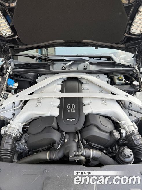 Astonmartin Rapide 2015