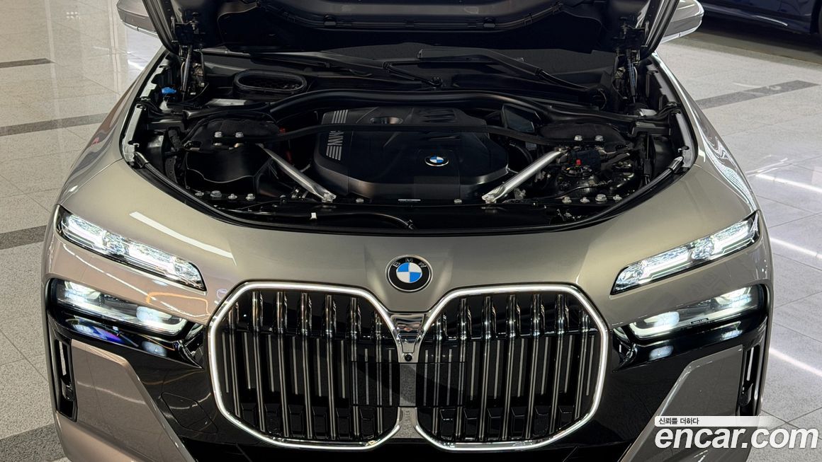 BMW 7-Series 2024