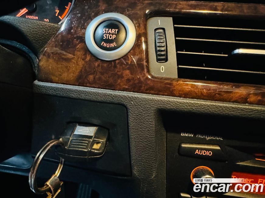 BMW 3-Series 2007