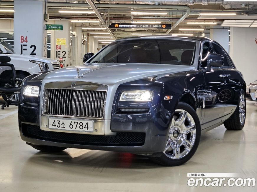 Rolls-Royce Ghost 2010