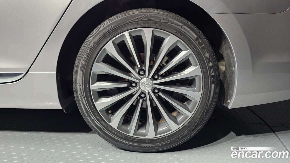 Hyundai Grandeur 2014