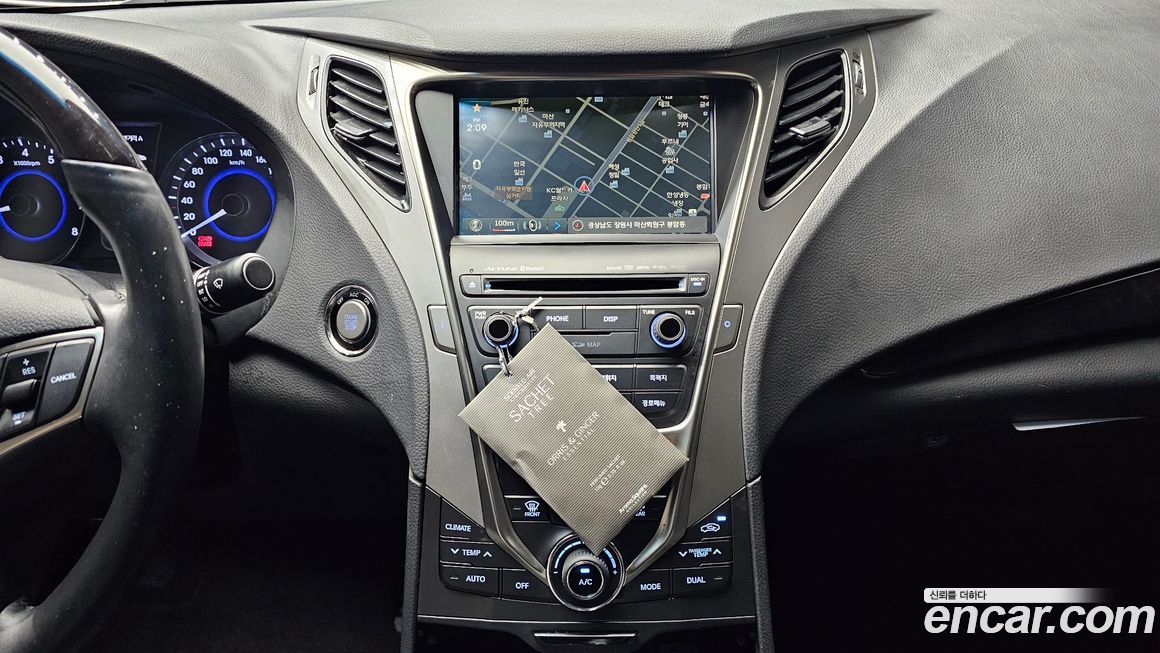 Hyundai Grandeur 2014