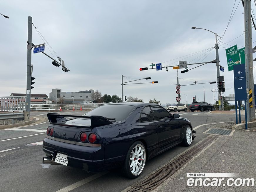 Nissan Skyline 1993