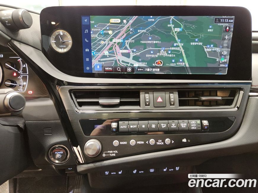 Lexus ES 2026