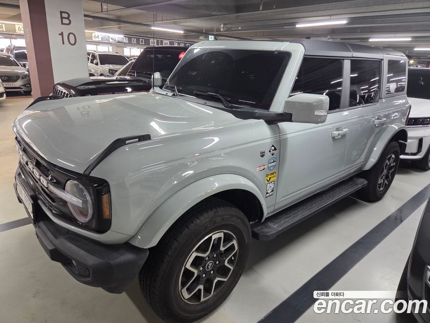 Ford Bronco 2024