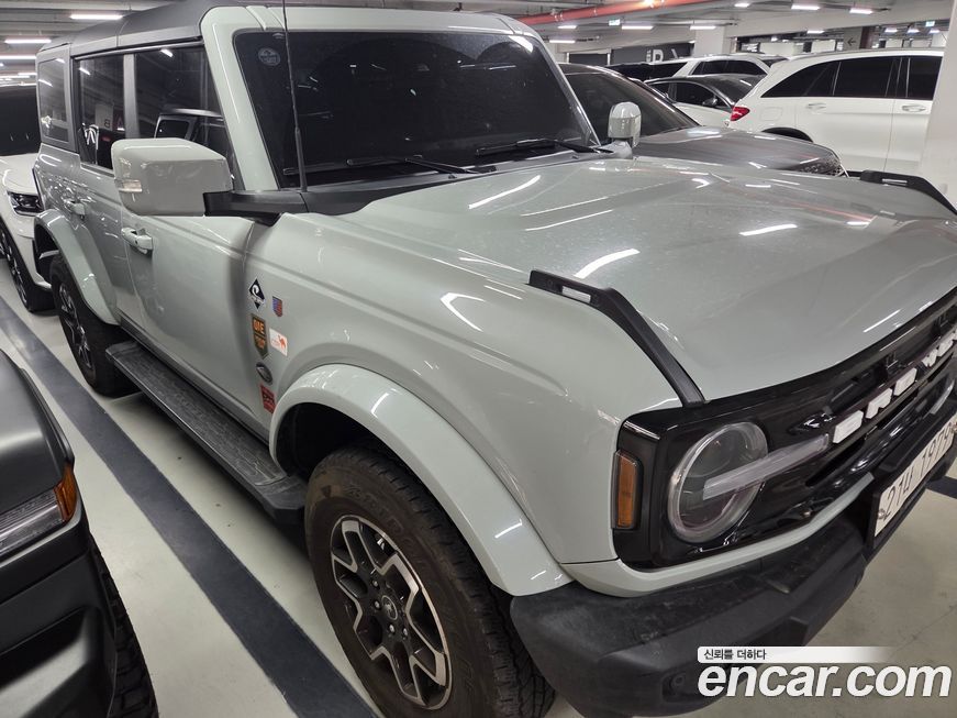Ford Bronco 2024