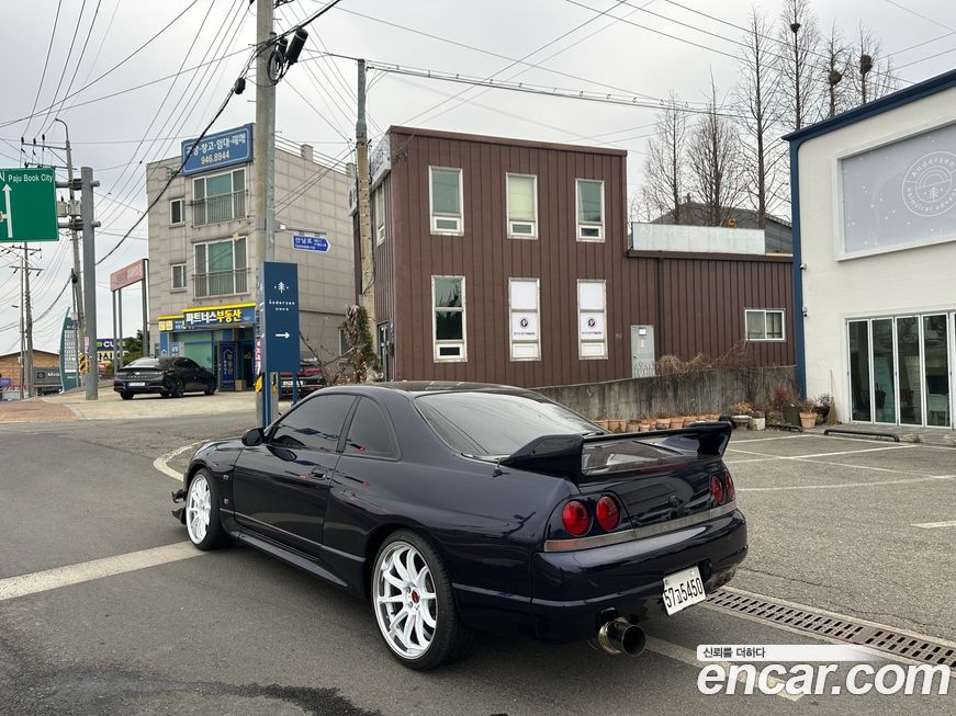 Nissan Skyline 1993