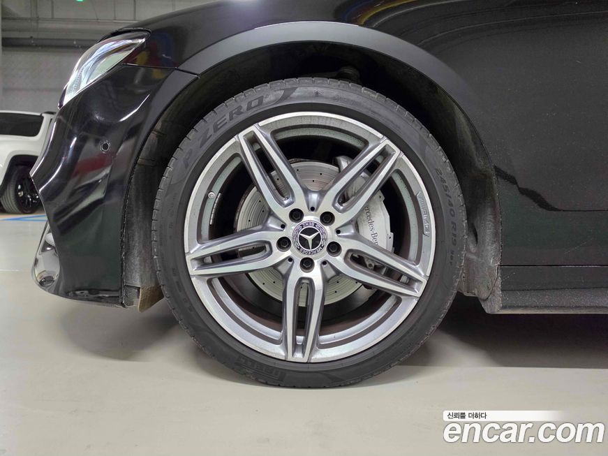 Mercedes-Benz E-Class 2018