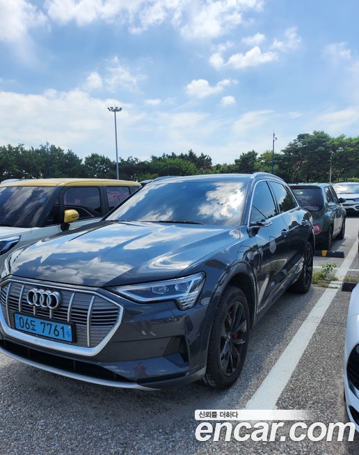 Audi e-tron 2020
