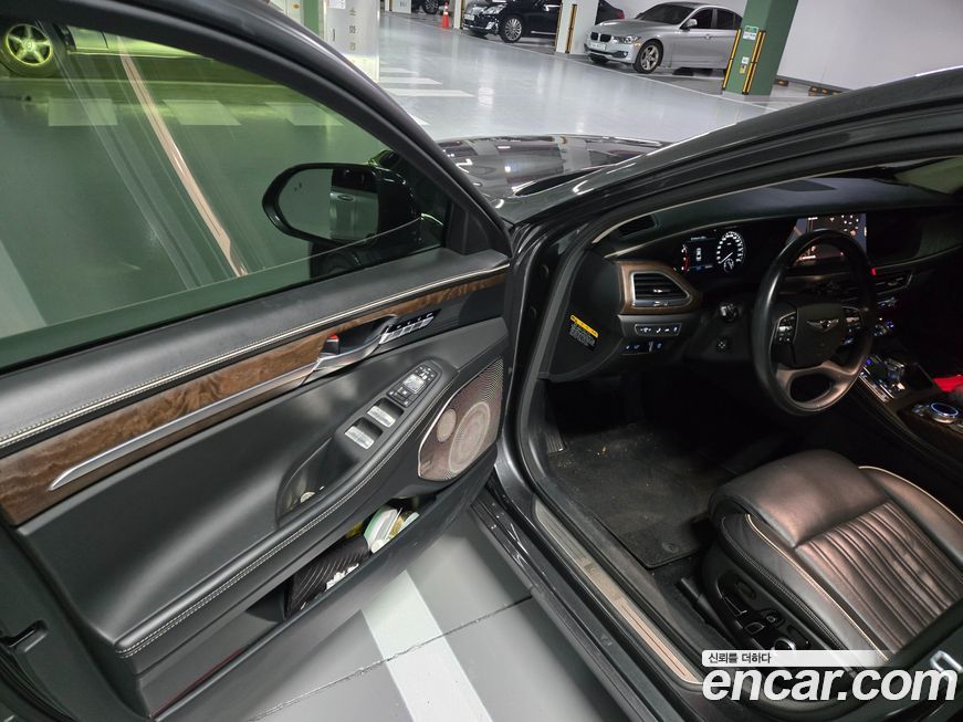 Genesis G90 2020