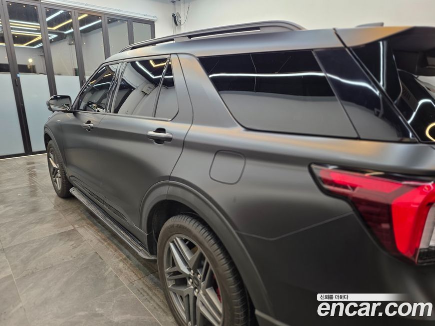 Ford Explorer 2025