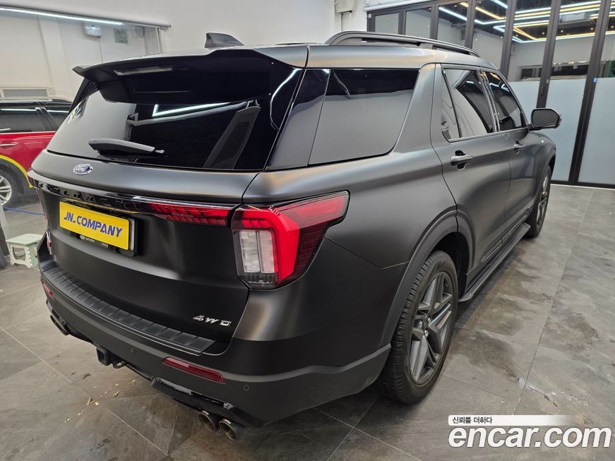 Ford Explorer 2025