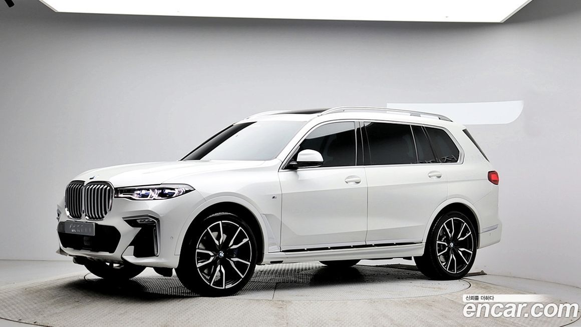 BMW X7 2021