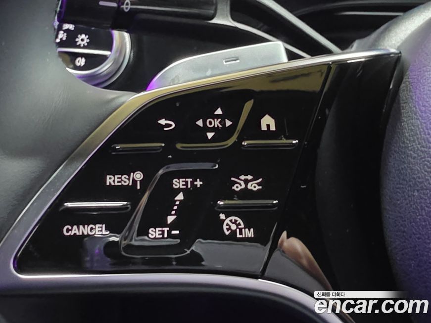 Mercedes-Benz E-Class 2024