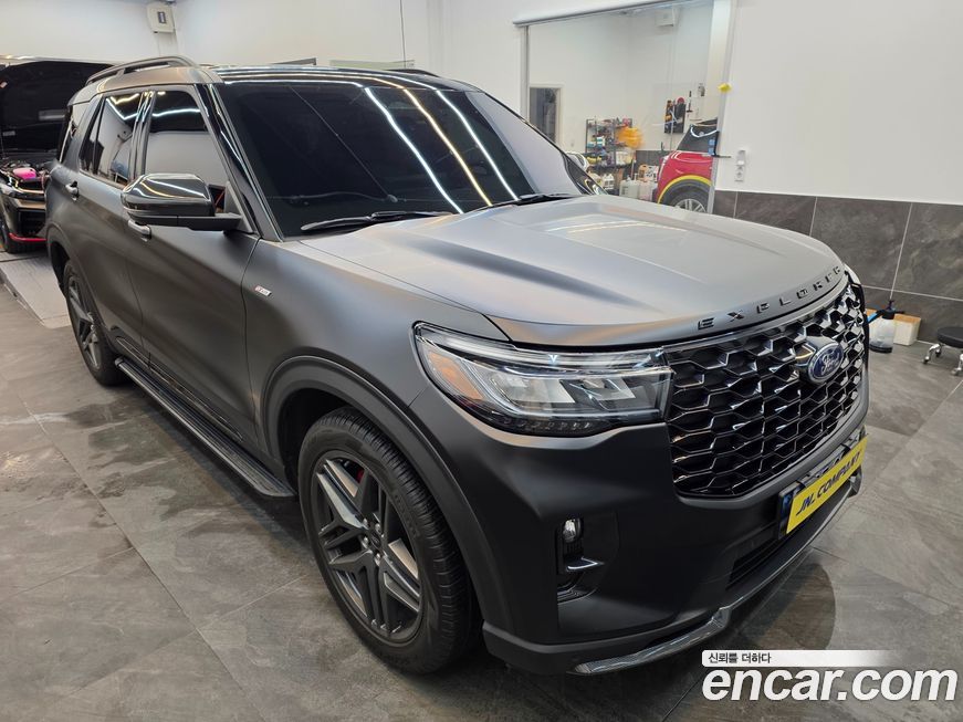 Ford Explorer 2025