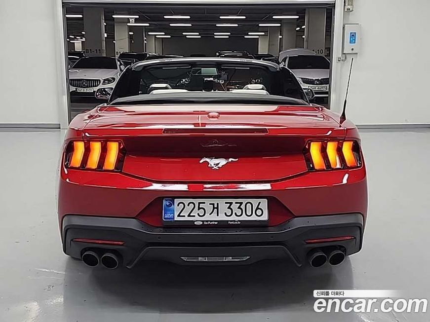 Ford Mustang 2024