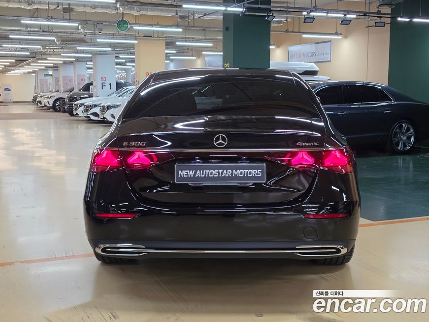 Mercedes-Benz E-Class 2024