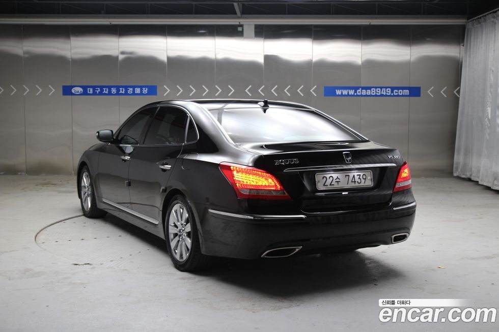 Hyundai Equus 2010