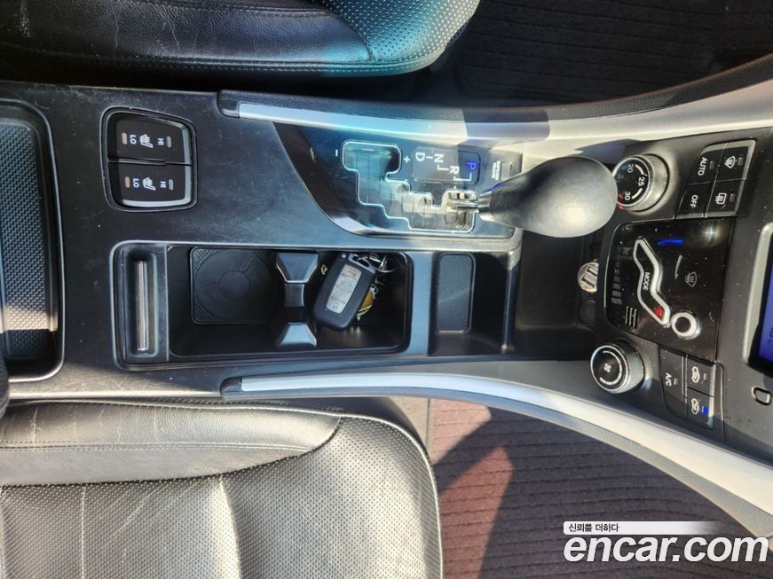 Hyundai Sonata 2010